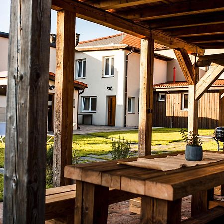Apartmany Zeme Nove Mesto pod Smrkem Eksteriør bilde